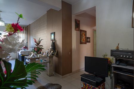 Apartamento à venda com 124m², 2 quartos e sem vaga Apartamento à venda com 124m², 2 quartos e sem vagaSala