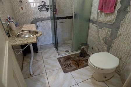 Apartamento à venda com 124m², 2 quartos e sem vaga Apartamento à venda com 124m², 2 quartos e sem vagaBanheiro