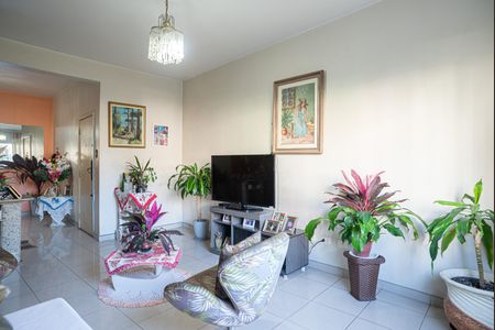 Apartamento à venda com 124m², 2 quartos e sem vaga Apartamento à venda com 124m², 2 quartos e sem vagaSala