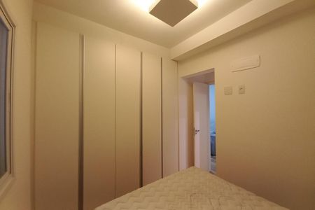 Apartamento à venda com 67m², 2 quartos e 2 vagas Apartamento à venda com 67m², 2 quartos e 2 vagasSuíte