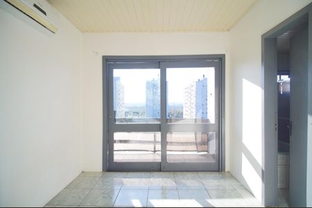 Casa à venda com 89m², 2 quartos e 1 vagaSuíte