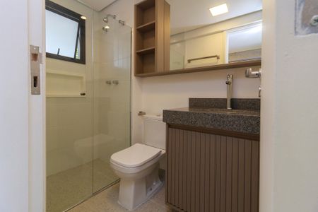 Studio à venda com 29m², 0 quarto e sem vaga Studio à venda com 29m², 0 quarto e sem vagaBanheiro
