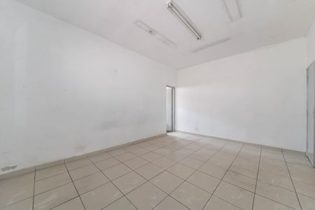 Casa à venda com 175m², 3 quartos e 4 vagasSuíte