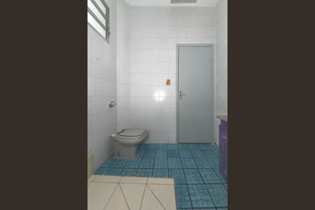 Casa à venda com 175m², 3 quartos e 4 vagasBanheiro Social