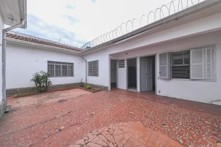 Casa à venda com 175m², 3 quartos e 4 vagasQuintal