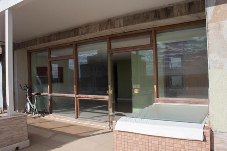 Apartamento à venda com 372m², 5 quartos e 2 vagas Apartamento à venda com 372m², 5 quartos e 2 vagasCobertura