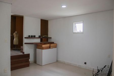 Apartamento à venda com 372m², 5 quartos e 2 vagas Apartamento à venda com 372m², 5 quartos e 2 vagasSuíte 2
