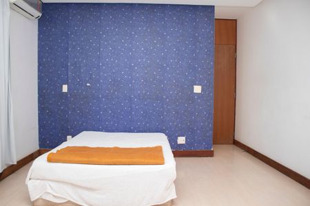 Apartamento à venda com 372m², 5 quartos e 2 vagas Apartamento à venda com 372m², 5 quartos e 2 vagasSuíte 1