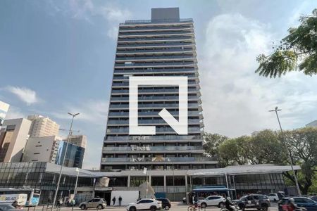 Studio para alugar com 32m², 1 quarto e sem vaga Studio para alugar com 32m², 1 quarto e sem vagaFachada