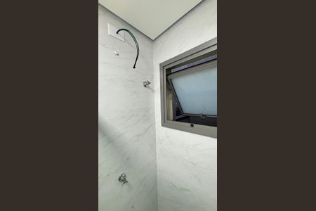 Apartamento à venda com 112m², 2 quartos e 1 vaga Apartamento à venda com 112m², 2 quartos e 1 vagaBanheiro Social