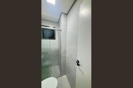 Apartamento à venda com 112m², 2 quartos e 1 vaga Apartamento à venda com 112m², 2 quartos e 1 vagaBanheiro Social