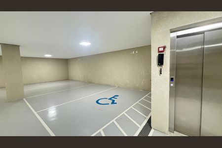 Apartamento à venda com 112m², 2 quartos e 1 vaga Apartamento à venda com 112m², 2 quartos e 1 vagaGaragem