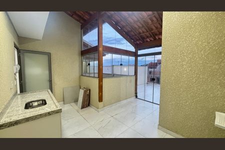 Apartamento à venda com 112m², 2 quartos e 1 vaga Apartamento à venda com 112m², 2 quartos e 1 vagaCozinha