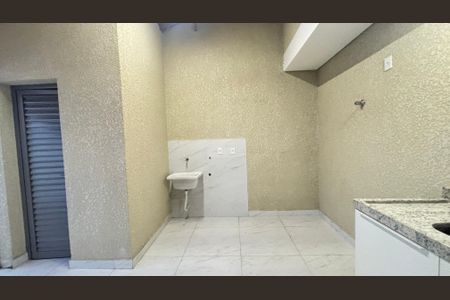 Apartamento à venda com 112m², 2 quartos e 1 vaga Apartamento à venda com 112m², 2 quartos e 1 vagaCozinha