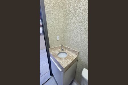Apartamento à venda com 112m², 2 quartos e 1 vaga Apartamento à venda com 112m², 2 quartos e 1 vagaCobertura - Banheiro