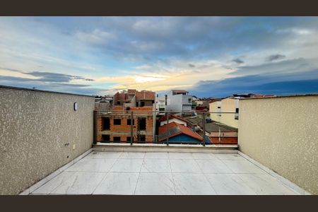 Apartamento à venda com 109m², 2 quartos e 1 vaga Apartamento à venda com 109m², 2 quartos e 1 vagaCobertura