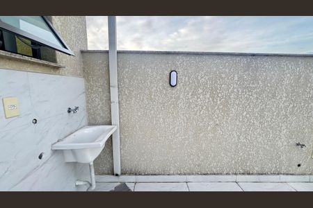 Apartamento à venda com 109m², 2 quartos e 1 vaga Apartamento à venda com 109m², 2 quartos e 1 vagaArea de Serviço