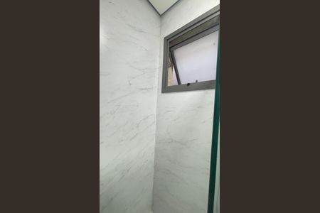 Apartamento à venda com 109m², 2 quartos e 1 vaga Apartamento à venda com 109m², 2 quartos e 1 vagaBanheiro da Suíte