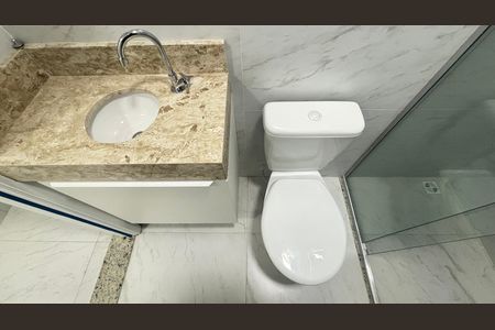 Apartamento à venda com 109m², 2 quartos e 1 vaga Apartamento à venda com 109m², 2 quartos e 1 vagaBanheiro Social