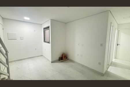Apartamento à venda com 109m², 2 quartos e 1 vaga Apartamento à venda com 109m², 2 quartos e 1 vagaSala