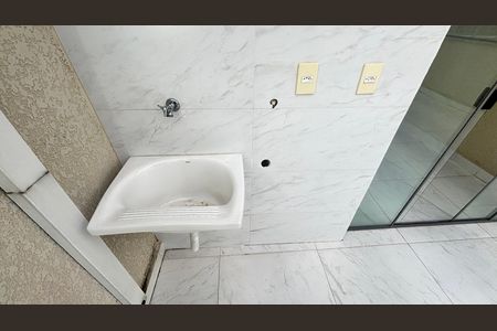 Apartamento à venda com 109m², 2 quartos e 1 vaga Apartamento à venda com 109m², 2 quartos e 1 vagaCobertura - Area de Serviço