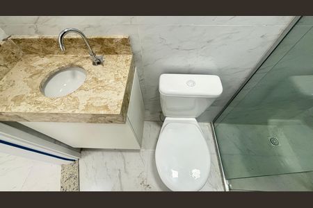 Apartamento à venda com 109m², 2 quartos e 1 vaga Apartamento à venda com 109m², 2 quartos e 1 vagaBanheiro da Suíte