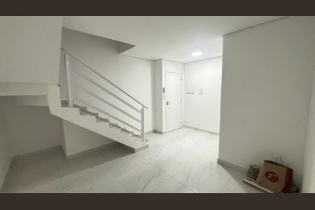 Apartamento à venda com 109m², 2 quartos e 1 vaga Apartamento à venda com 109m², 2 quartos e 1 vagaSala