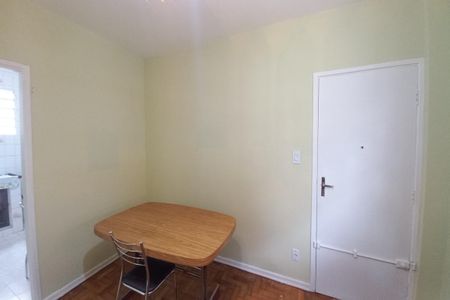 Apartamento à venda com 58m², 2 quartos e 1 vaga Apartamento à venda com 58m², 2 quartos e 1 vagaSala de Jantar