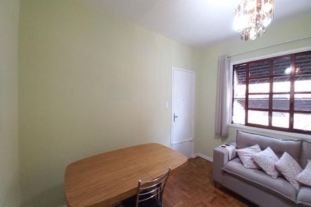 Apartamento à venda com 58m², 2 quartos e 1 vaga Apartamento à venda com 58m², 2 quartos e 1 vagaSala de Jantar