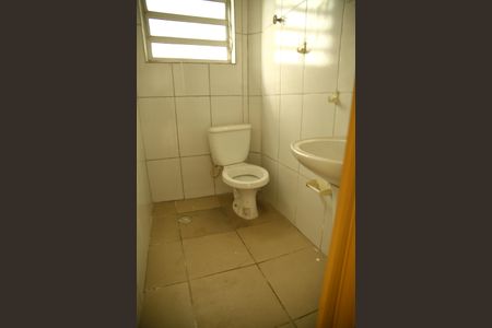 Casa à venda com 100m², 7 quartos e 1 vagaCasa 1 - Banheiro