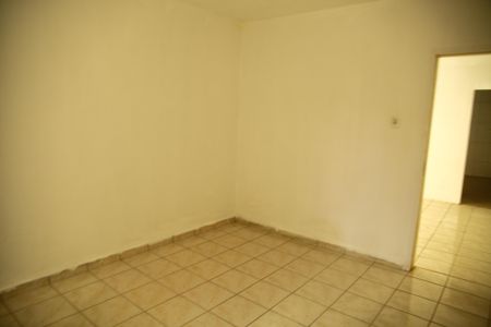 Casa à venda com 100m², 7 quartos e 1 vagaCasa 1 - Quarto