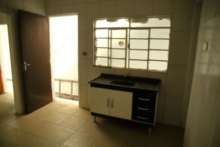 Casa à venda com 100m², 7 quartos e 1 vagaCasa 2 - Cozinha