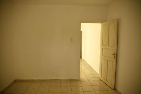 Casa à venda com 100m², 7 quartos e 1 vagaCasa 1 - Quarto
