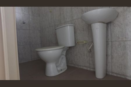 Casa à venda com 100m², 7 quartos e 1 vagaCasa 5 - Banheiro