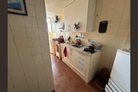Apartamento à venda com 75m², 2 quartos e 1 vaga
