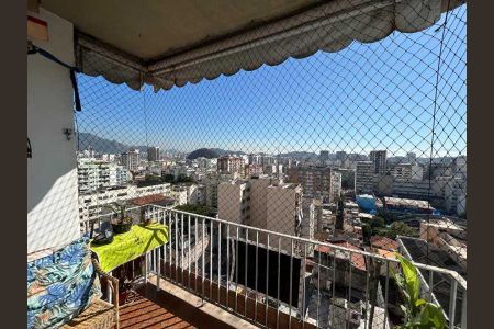 Apartamento à venda com 75m², 2 quartos e 1 vaga