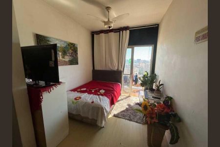 Apartamento à venda com 75m², 2 quartos e 1 vaga