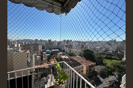 Apartamento à venda com 75m², 2 quartos e 1 vaga