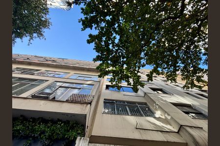 Apartamento à venda com 148m², 3 quartos e 1 vaga Apartamento à venda com 148m², 3 quartos e 1 vagaFachada