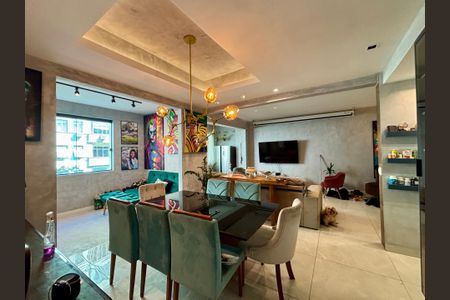Apartamento à venda com 148m², 3 quartos e 1 vaga Apartamento à venda com 148m², 3 quartos e 1 vagaSala