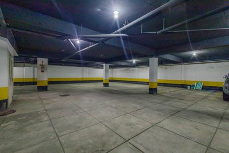 Apartamento à venda com 79m², 3 quartos e 2 vagas Apartamento à venda com 79m², 3 quartos e 2 vagasÁrea Comum Garagem