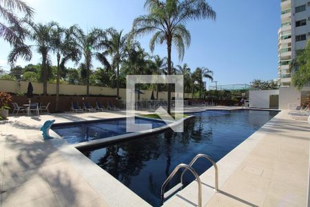 Apartamento para alugar com 146m², 3 quartos e 2 vagas Apartamento para alugar com 146m², 3 quartos e 2 vagasÁrea comum - Piscina