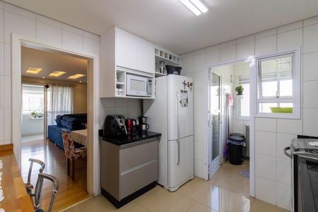 Apartamento à venda com 96m², 3 quartos e 2 vagas Apartamento à venda com 96m², 3 quartos e 2 vagasCozinha