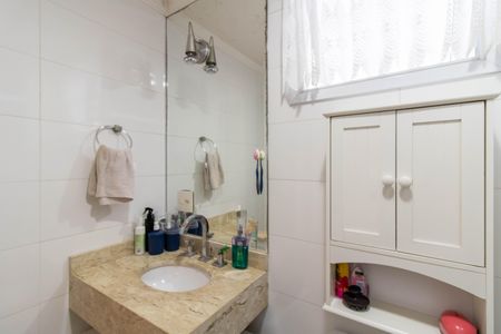 Apartamento à venda com 96m², 3 quartos e 2 vagas Apartamento à venda com 96m², 3 quartos e 2 vagasBanheiro