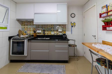 Apartamento à venda com 96m², 3 quartos e 2 vagas Apartamento à venda com 96m², 3 quartos e 2 vagasCozinha
