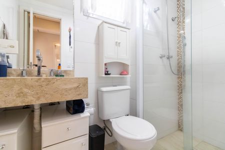 Apartamento à venda com 96m², 3 quartos e 2 vagas Apartamento à venda com 96m², 3 quartos e 2 vagasBanheiro