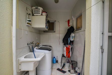 Casa à venda com 156m², 3 quartos e 5 vagas Casa à venda com 156m², 3 quartos e 5 vagasÁrea de Serviço