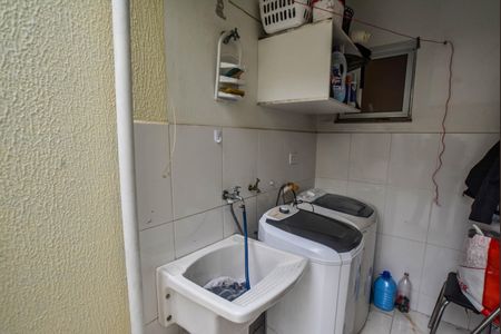 Casa à venda com 156m², 3 quartos e 5 vagas Casa à venda com 156m², 3 quartos e 5 vagasÁrea de Serviço