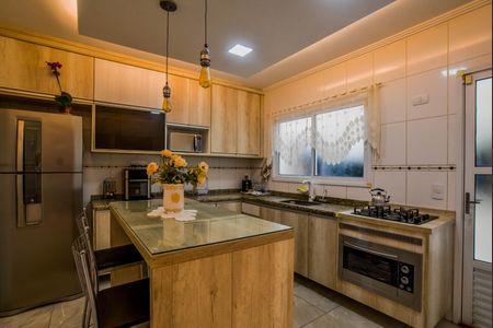 Casa à venda com 156m², 3 quartos e 5 vagas Casa à venda com 156m², 3 quartos e 5 vagasCozinha