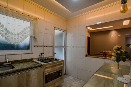 Casa à venda com 156m², 3 quartos e 5 vagas Casa à venda com 156m², 3 quartos e 5 vagasCozinha